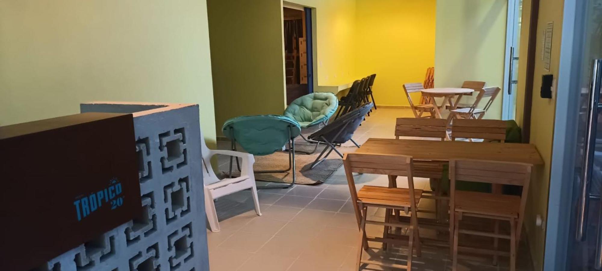 Hostel Tropico 20 Pdc Playa del Carmen Esterno foto